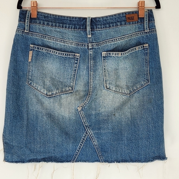 PAIGE Chiara Fray Hem Blue Denim Skirt Size 29 - Picture 9 of 11